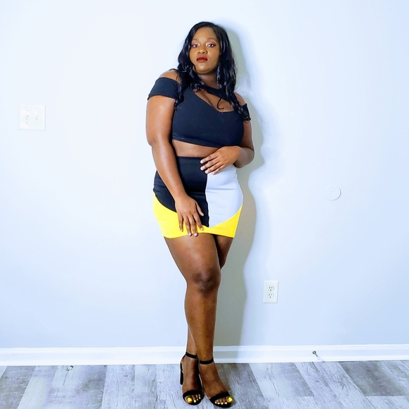 Color Blocked mini skirt - Picture 1 of 4